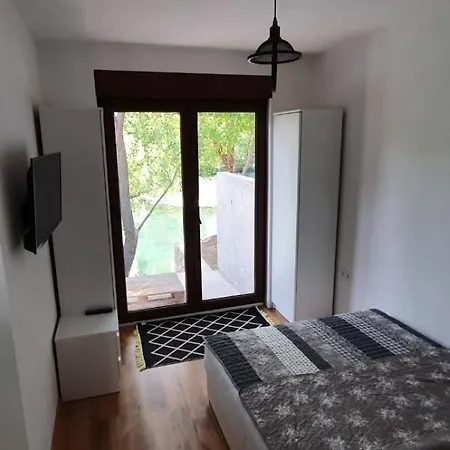 Riverview - Mostar Lägenhet